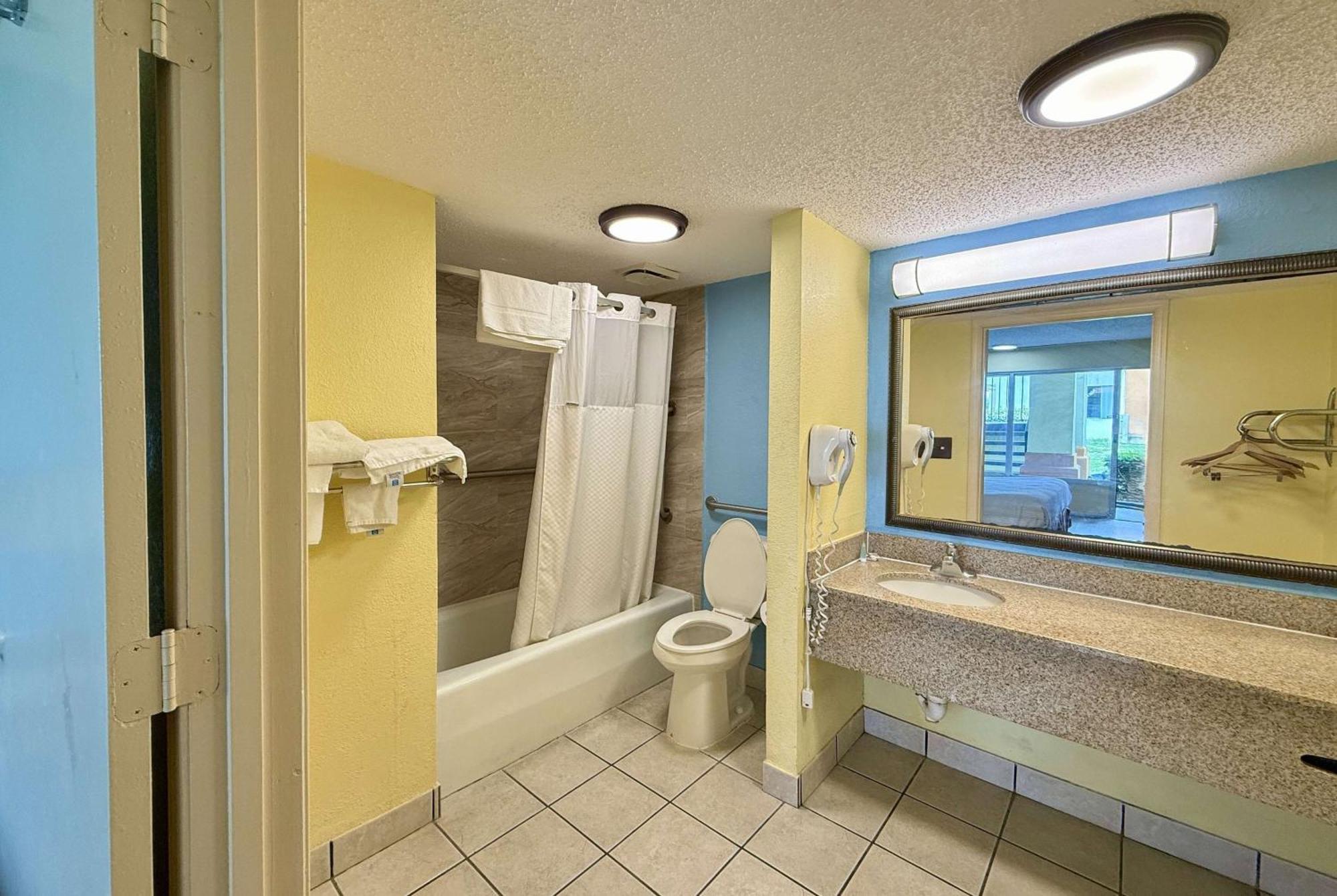 Days Inn By Wyndham Ruther Glen Kings Dominion Area Exterior foto